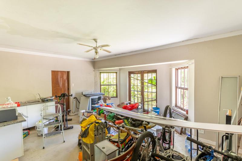 8 Bedroom Property for Sale in Pinelands Western Cape